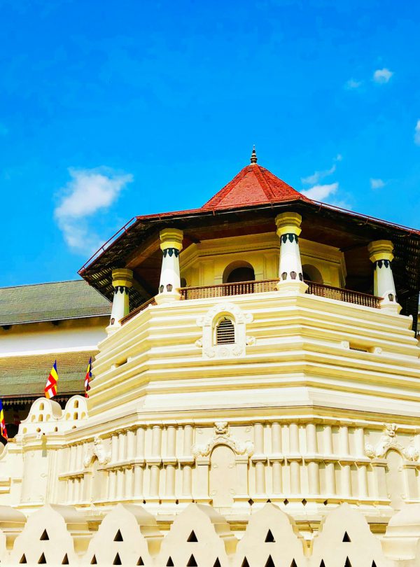 Kandy-temple-of-tooth